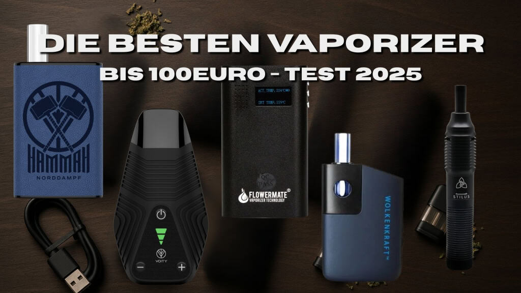 Fünf tragbare Vaporizer-Modelle nebeneinander auf dunklem Holzuntergrund, darüber der Text: „Die besten Vaporizer bis 100 Euro – Test 2025“. Links ist der Hammah von Norddampf zu sehen, daneben Modelle von Voity, Flowermate und Wolkenkraft.